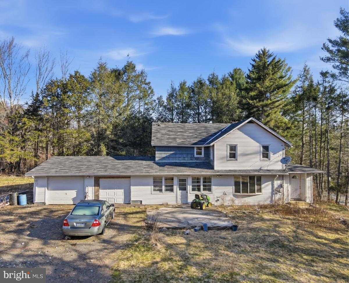 103 Ceramic Dr, Greentown