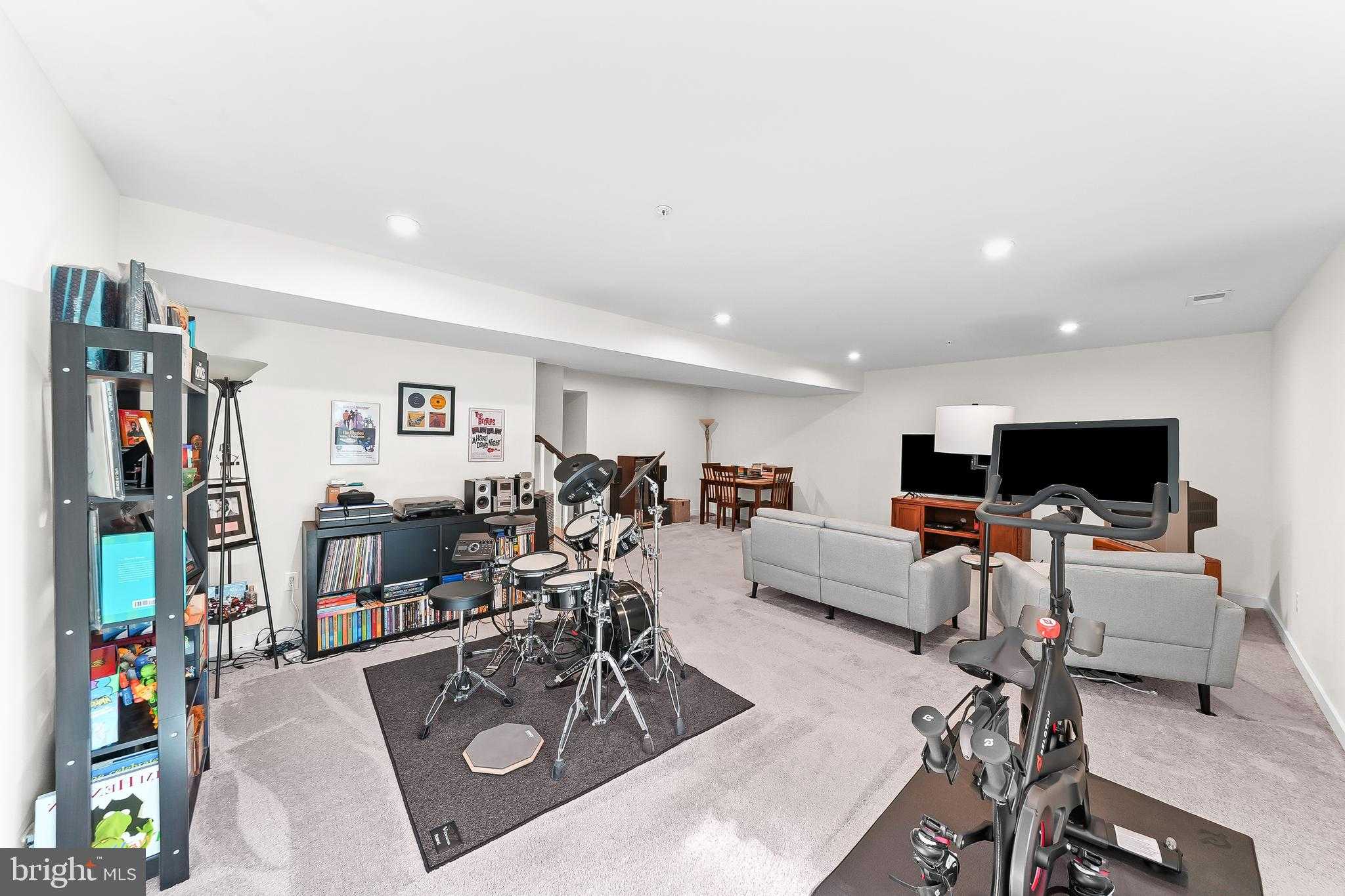 714 Cascade Way photo 31