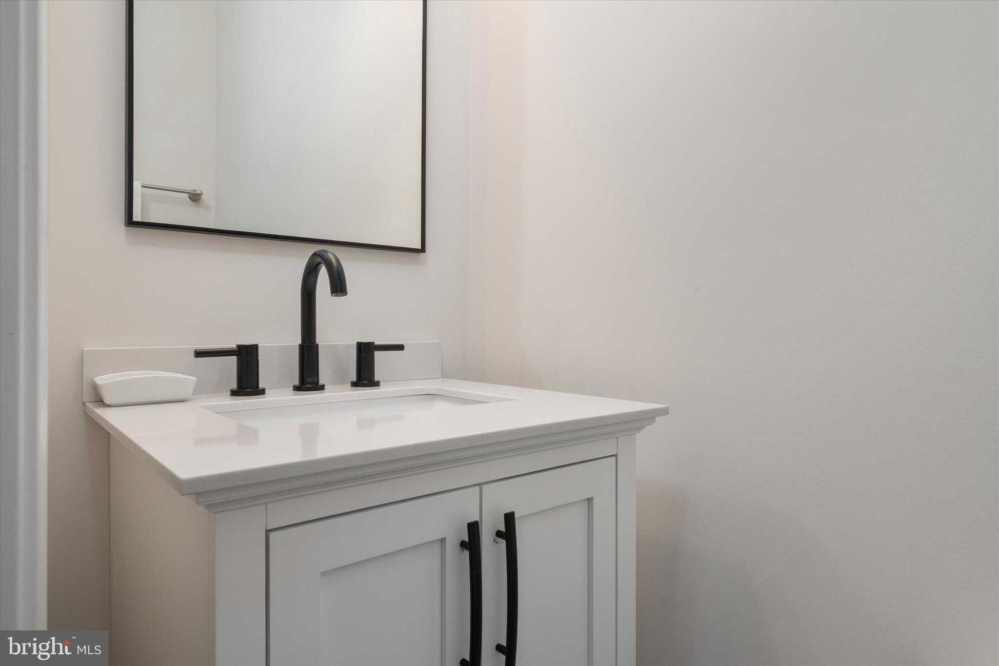 466 Marianna Dr photo 24