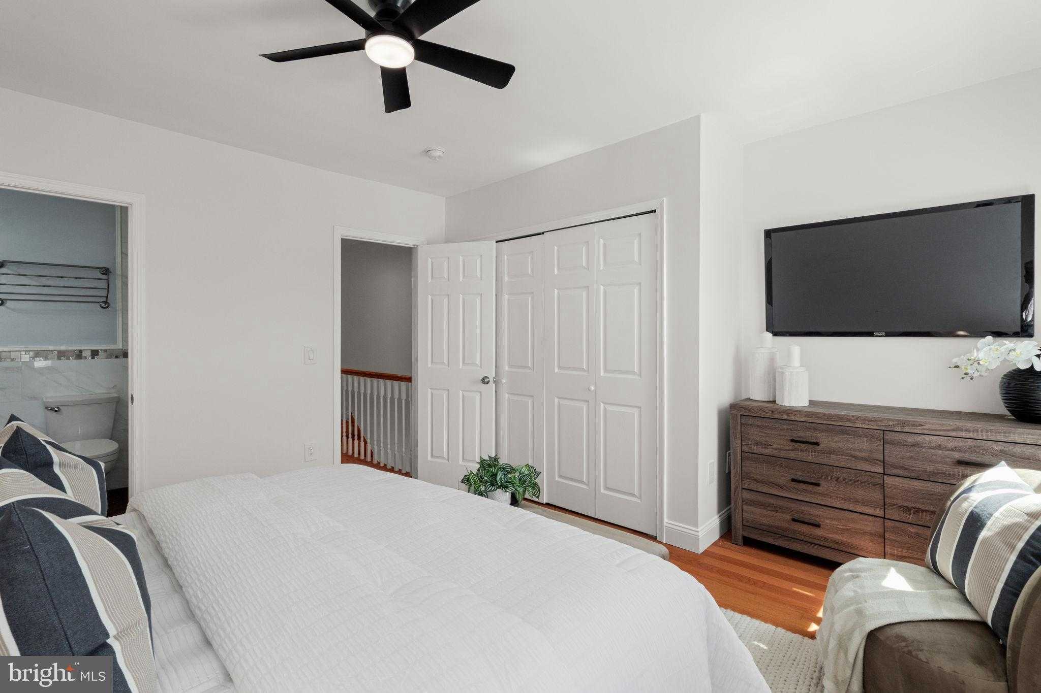 2051 Morris St photo 17