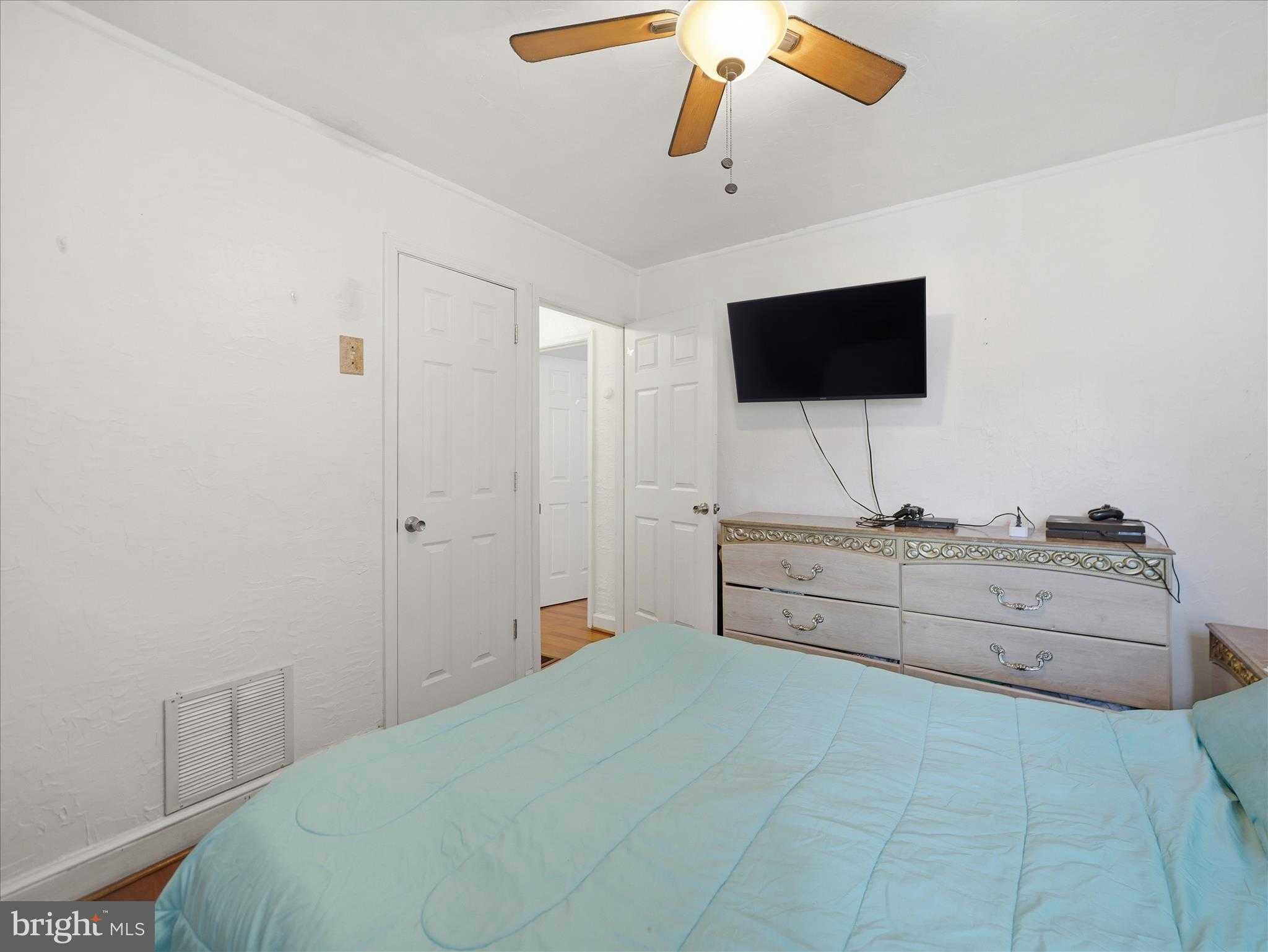 522 Chestnut St photo 16