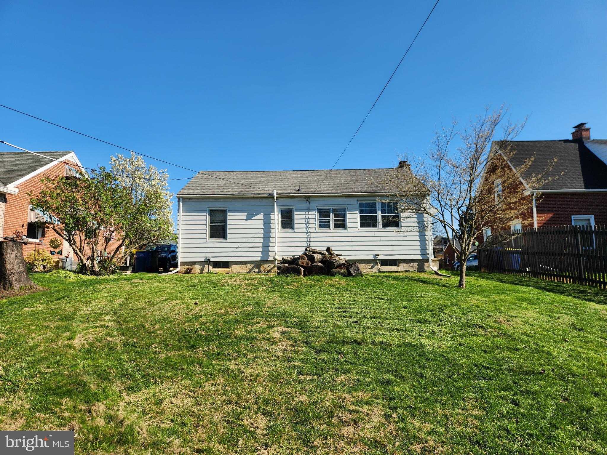 805 Linwood St photo 20