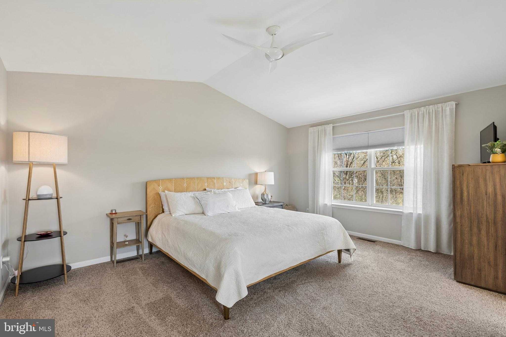 938 Cholet Dr photo 15