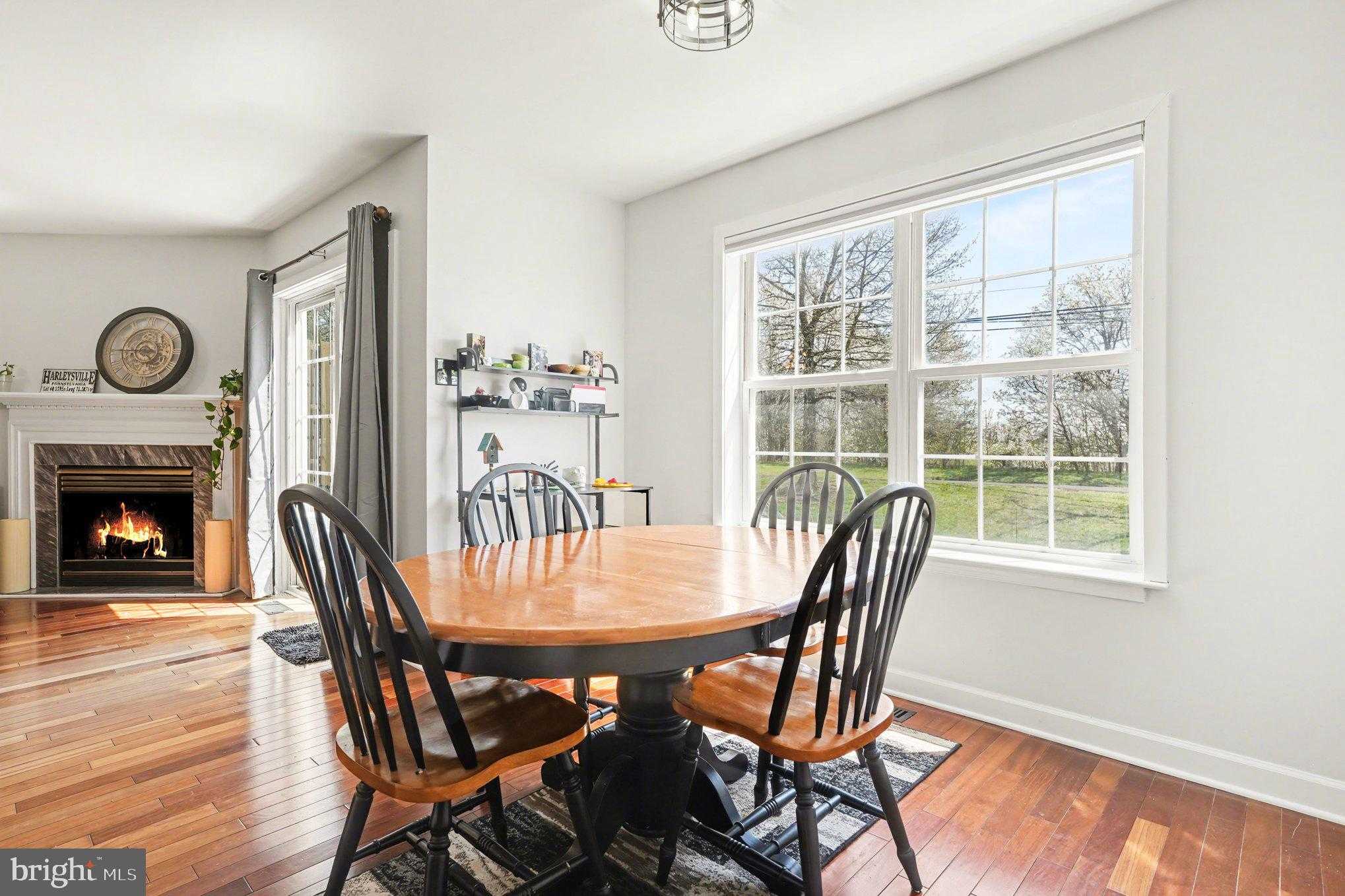 12 Raleigh CT photo 12