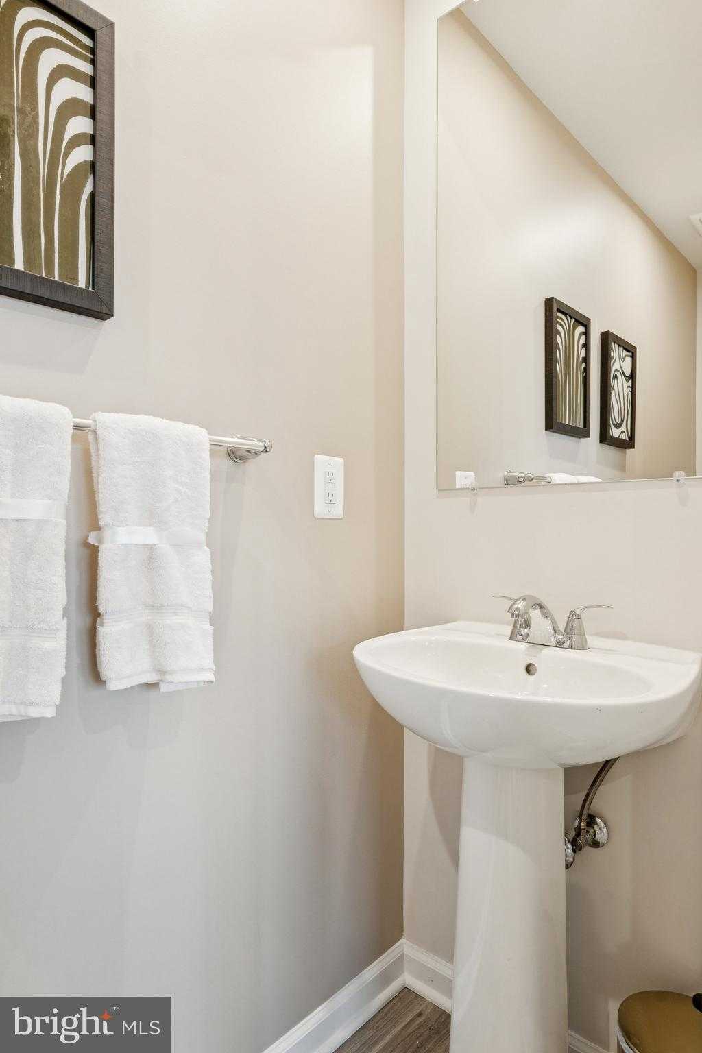 1915 Barolo Blvd photo 21