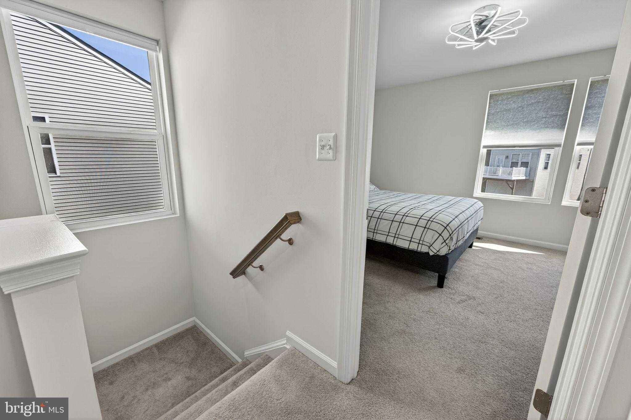 159 Presidents Pointe Ave photo 27