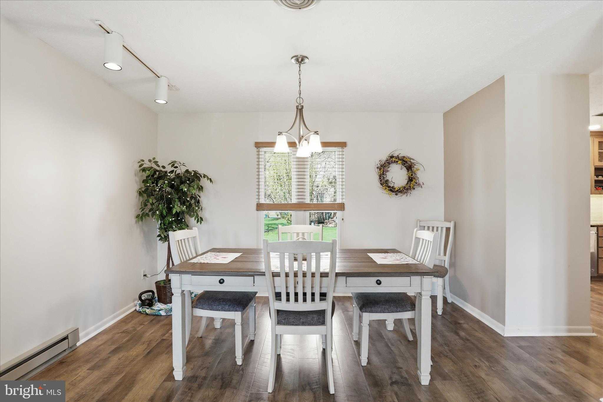 251 Stonegate Cir N photo 14