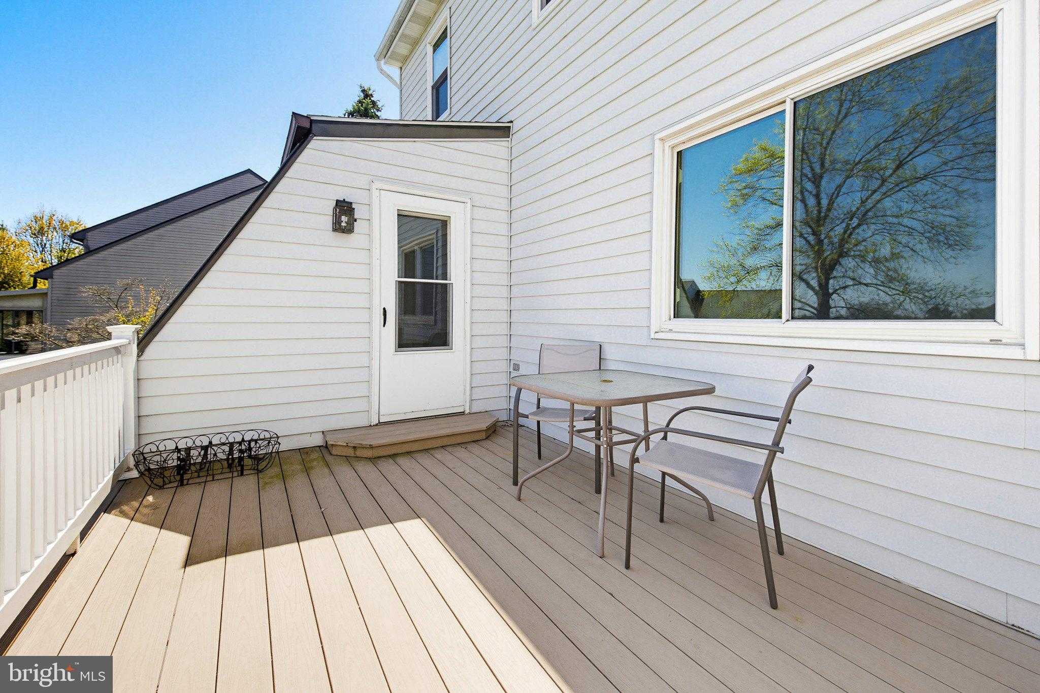 77 Rockford Rd photo 33