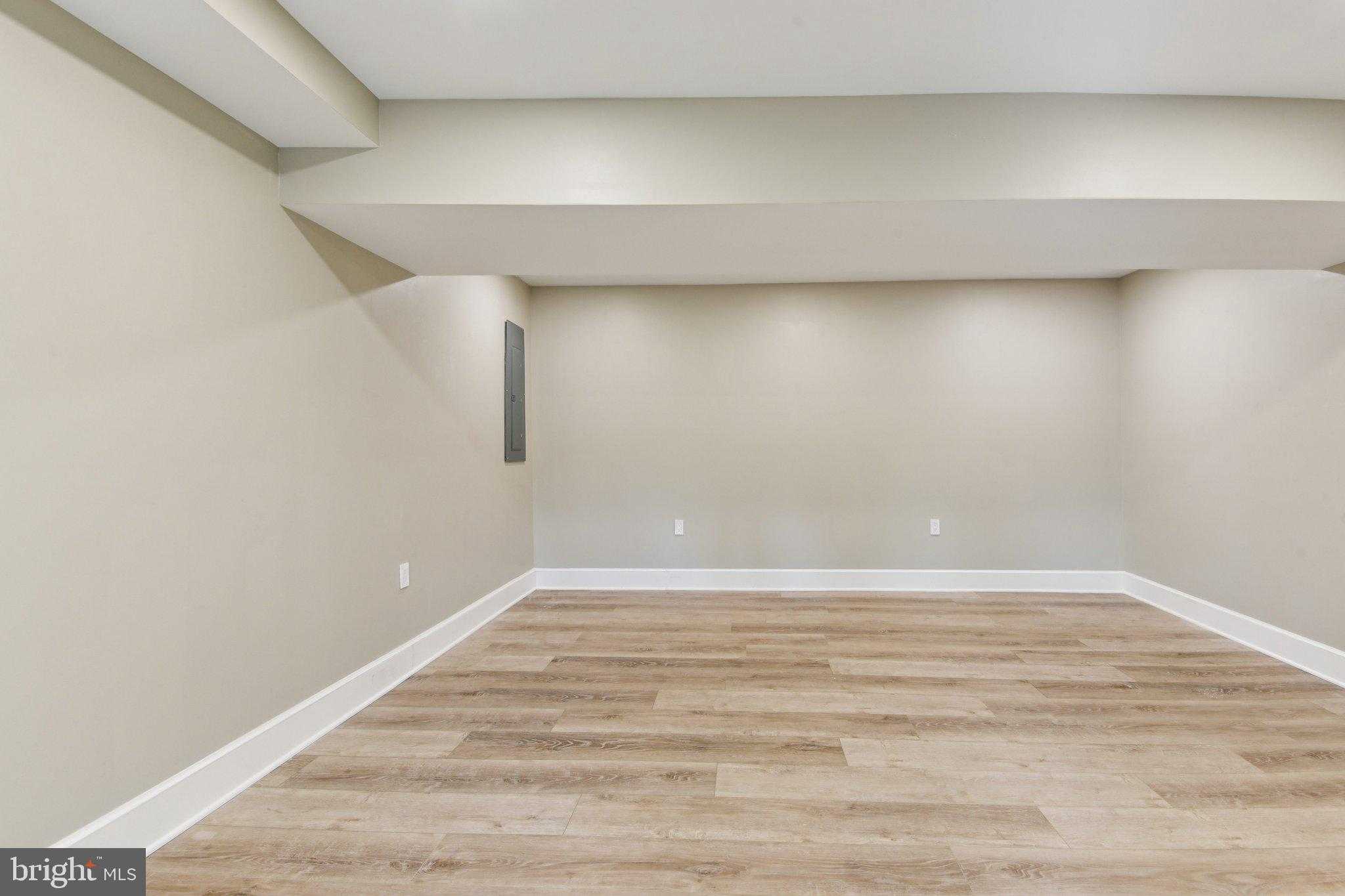 2576 Hidden Cove Rd photo 37