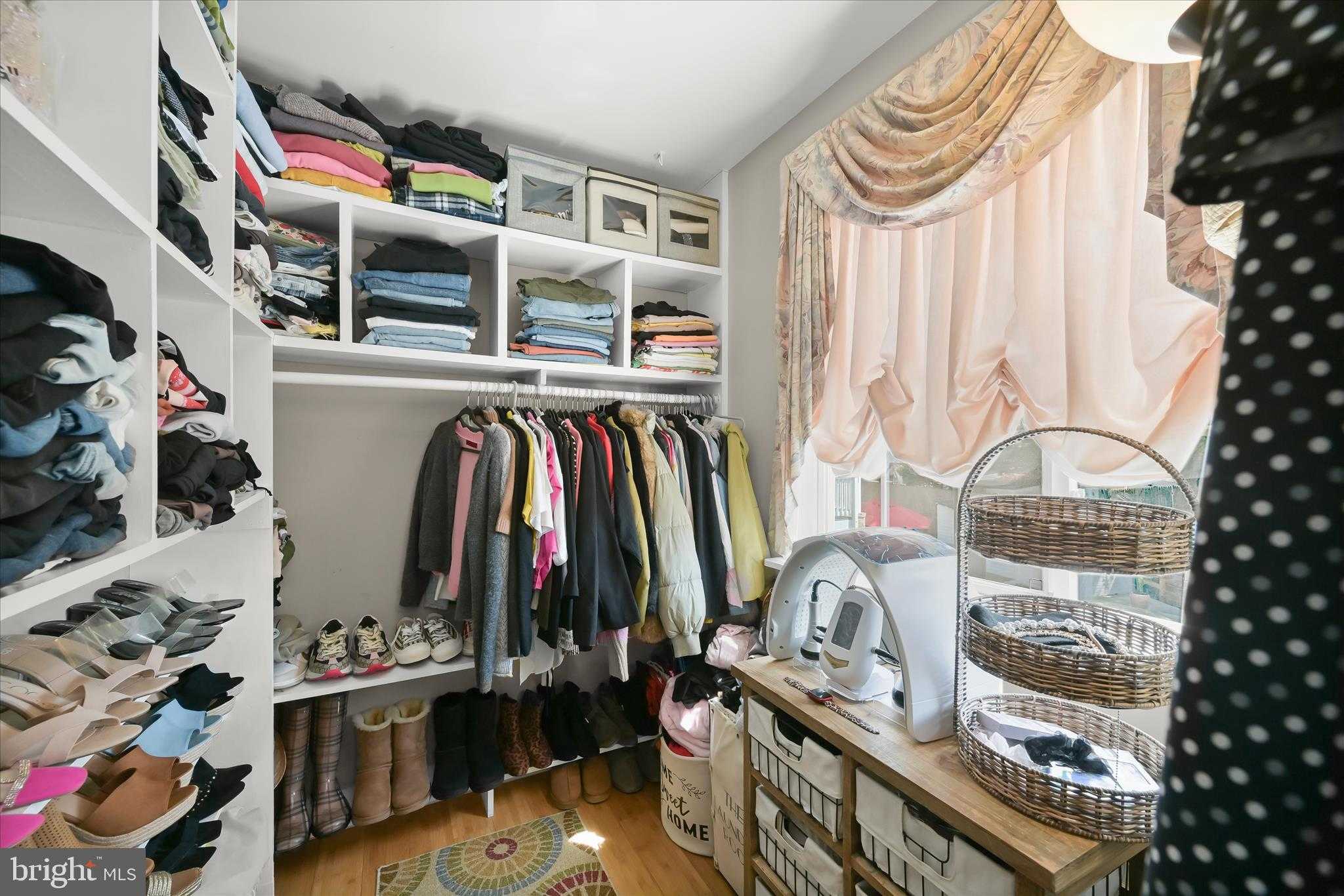 1 Southview CT photo 31