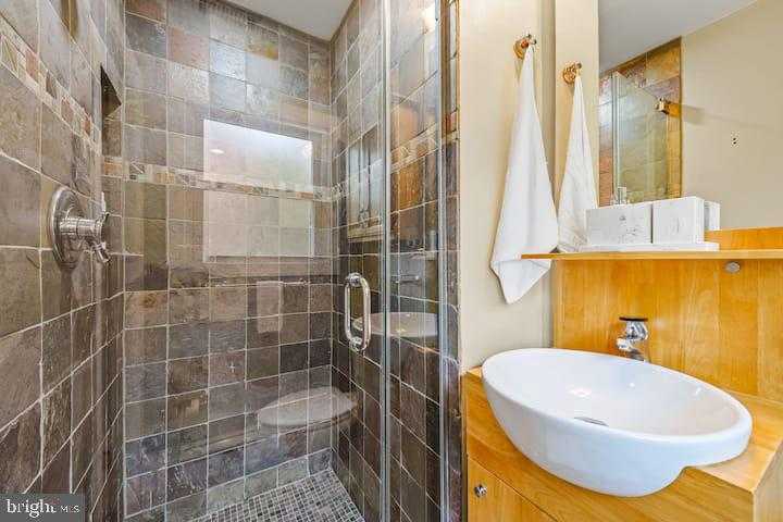 2617 N Stevens St photo 21