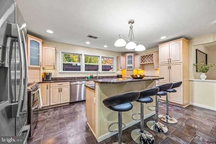 2617 N Stevens St photo 7