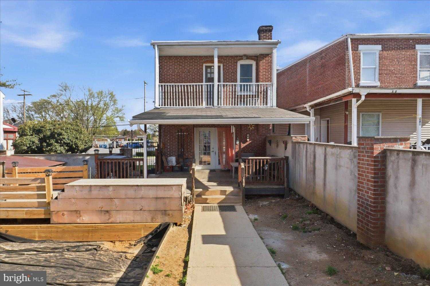 875 Manor St photo 51