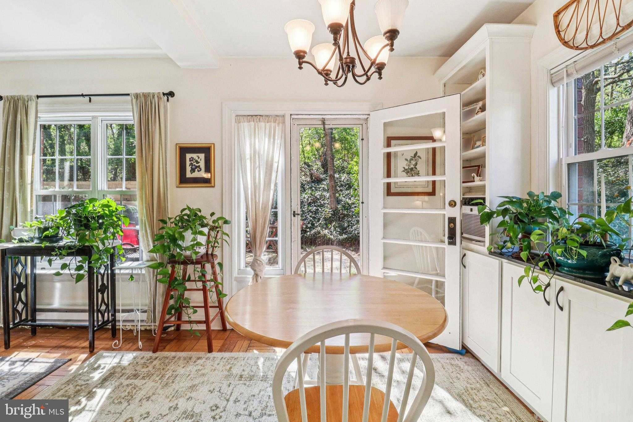 1144 Valley Dr photo 15