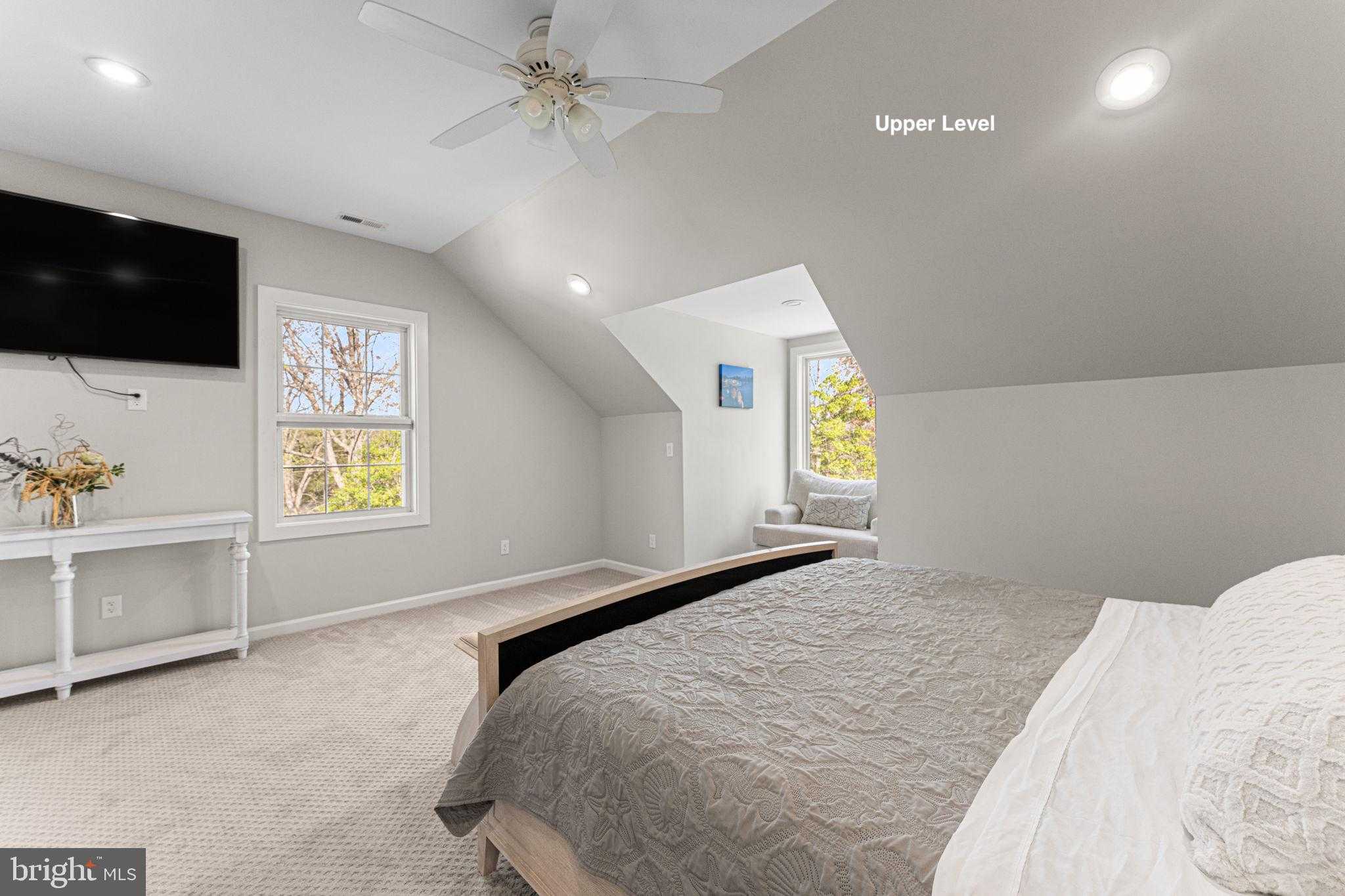 249 Spring Hill Rd photo 38