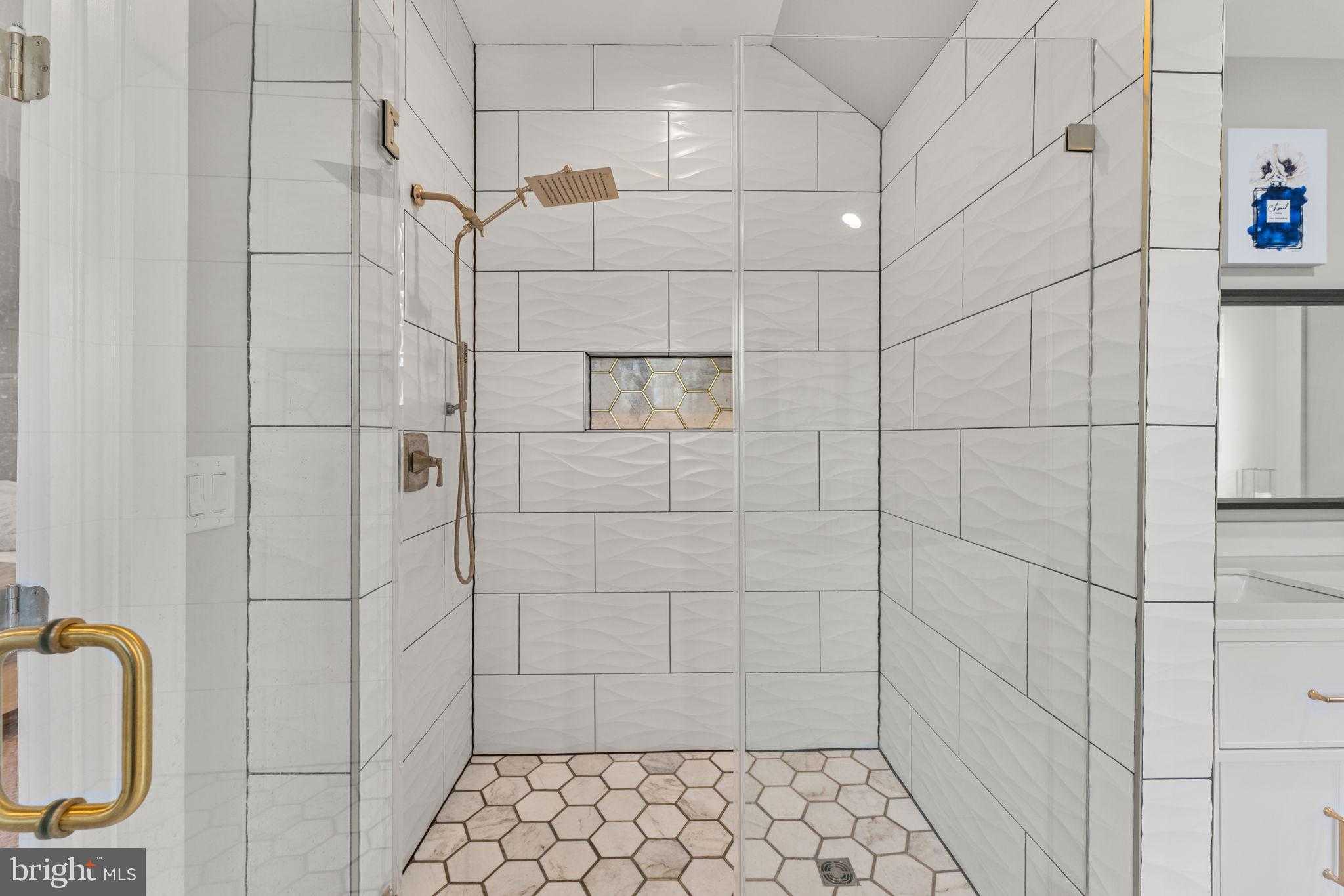 249 Spring Hill Rd photo 43