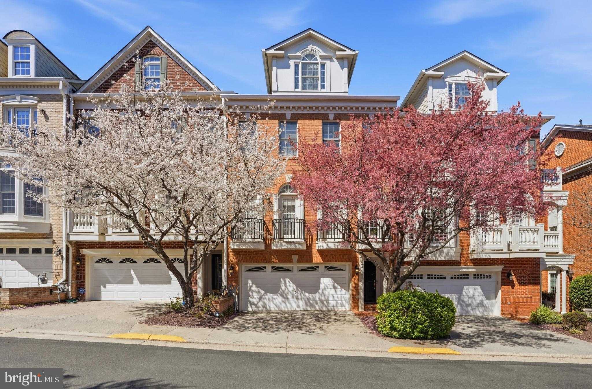 7714 Spoleto Ln photo 2