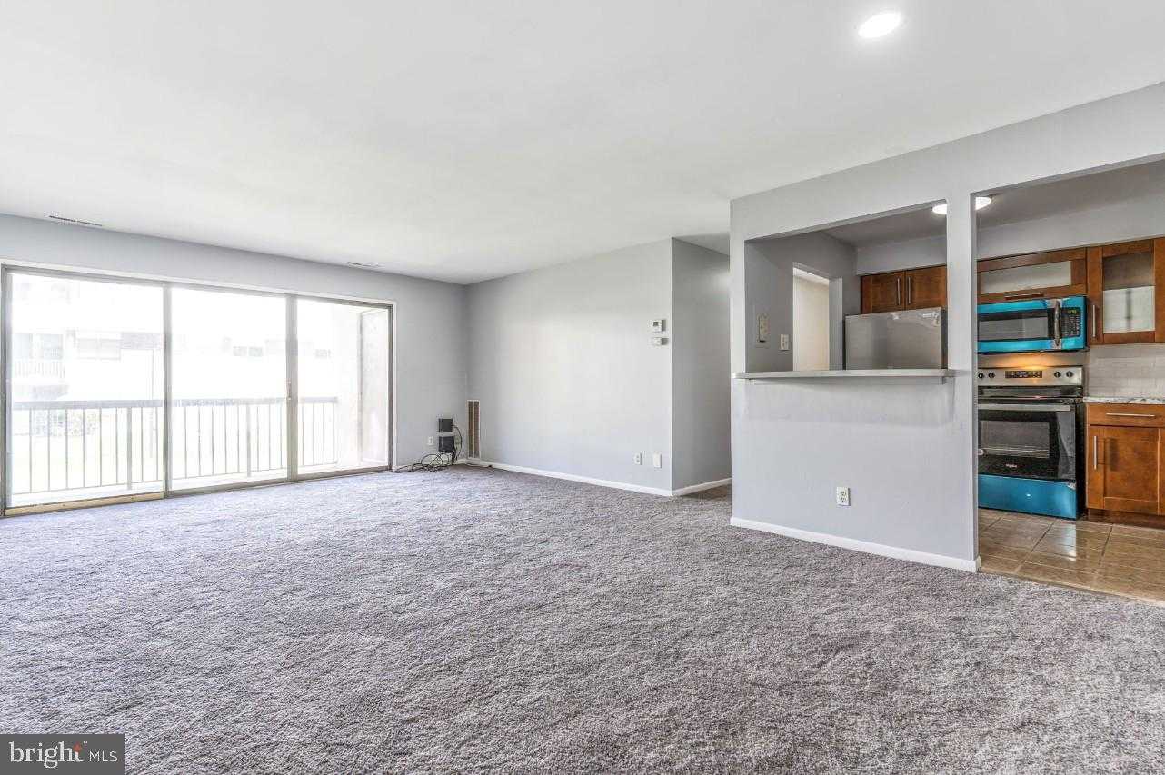 10122 Campus Way S photo 13