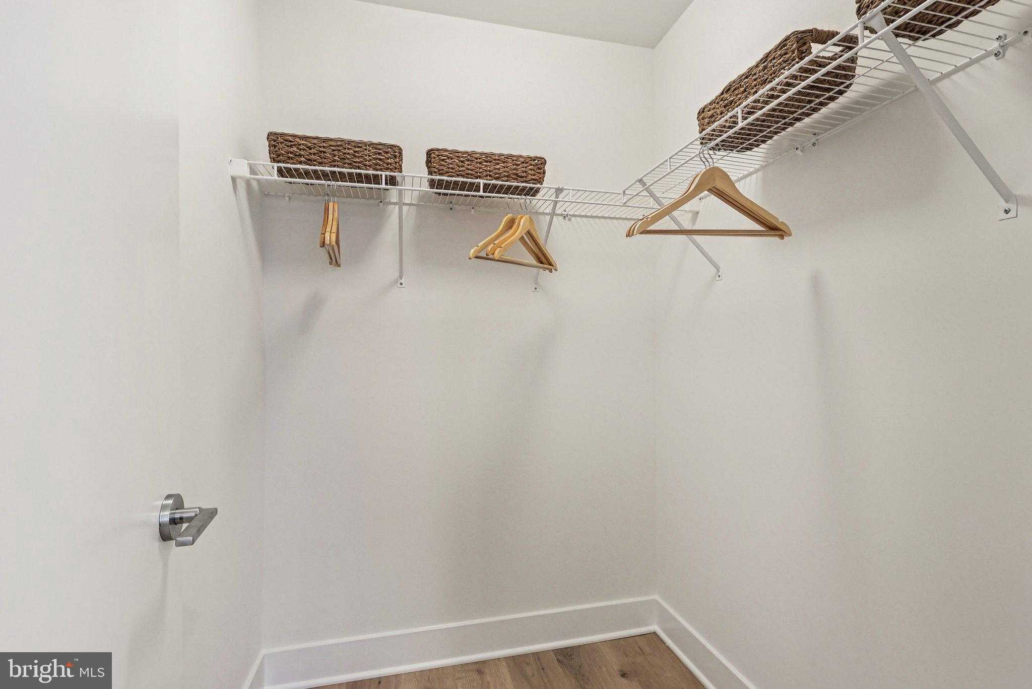 956 Riverplace Dr photo 30