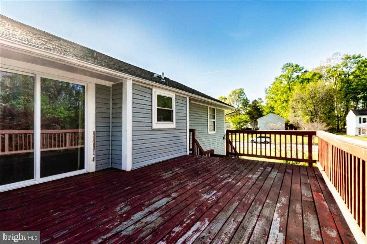 1037 Saint Michaels Dr photo 9