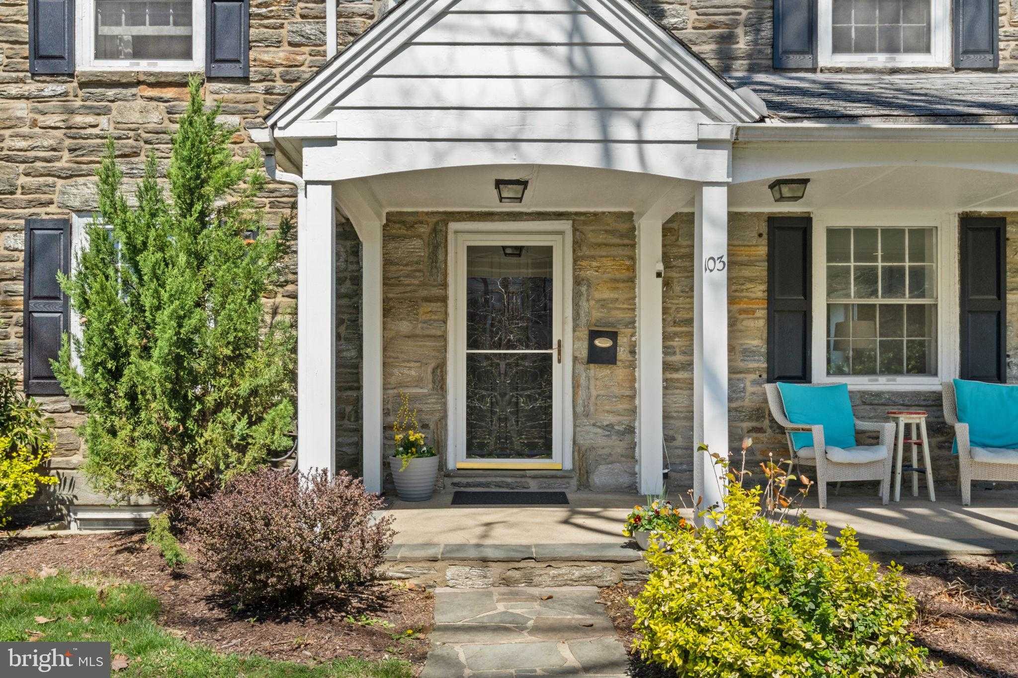 103 N Highland Ave photo 2