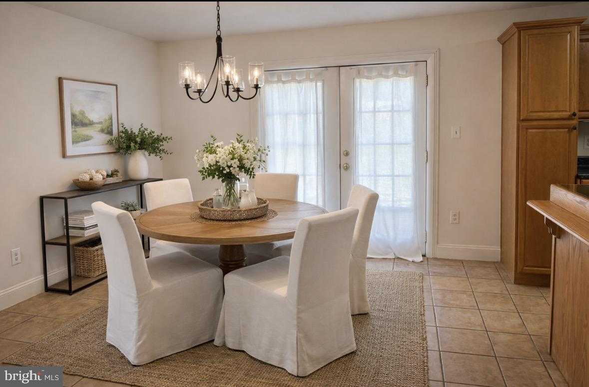 41 Transom CT photo 4