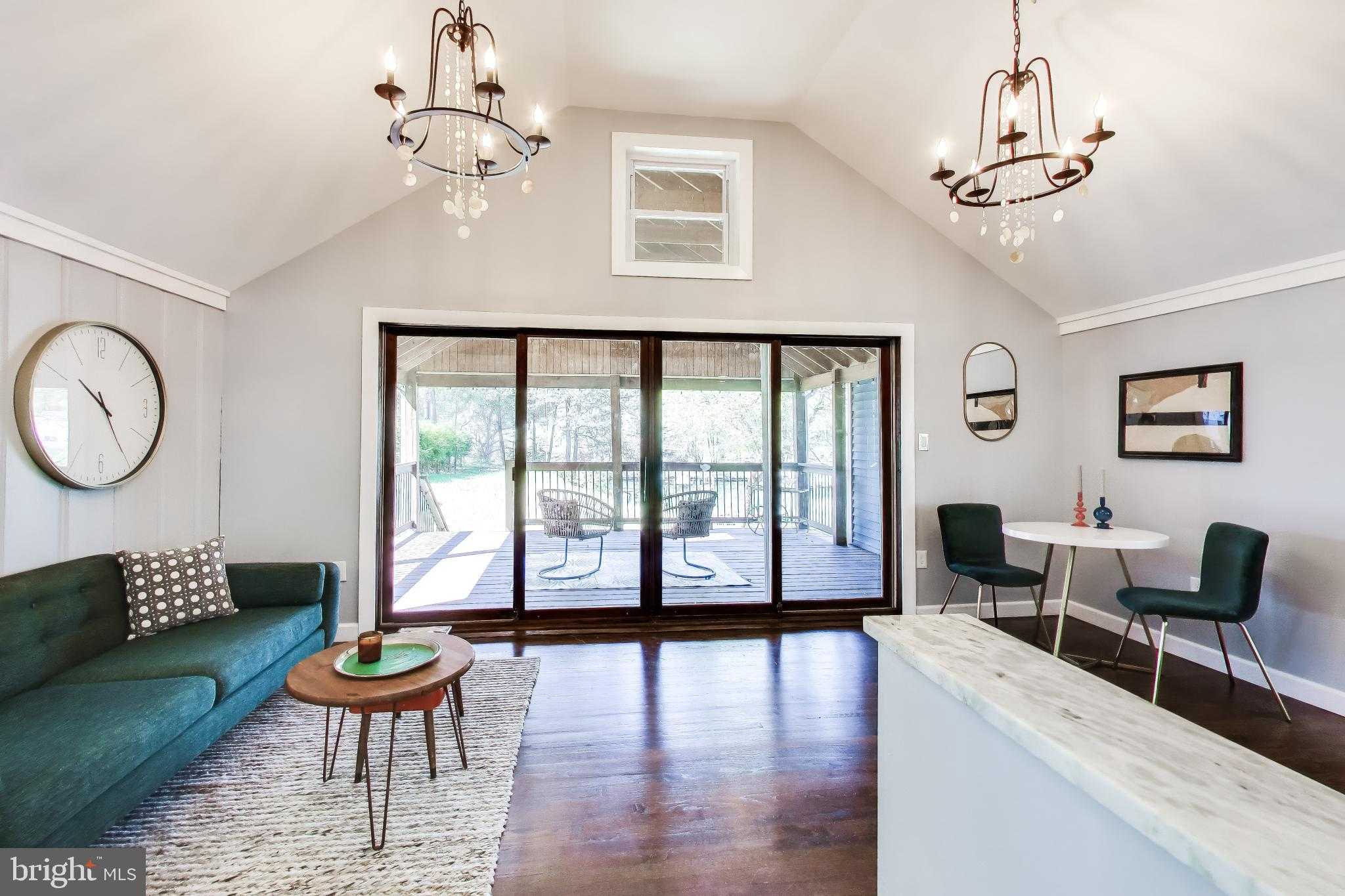 8014 Forest Glen Dr photo 8