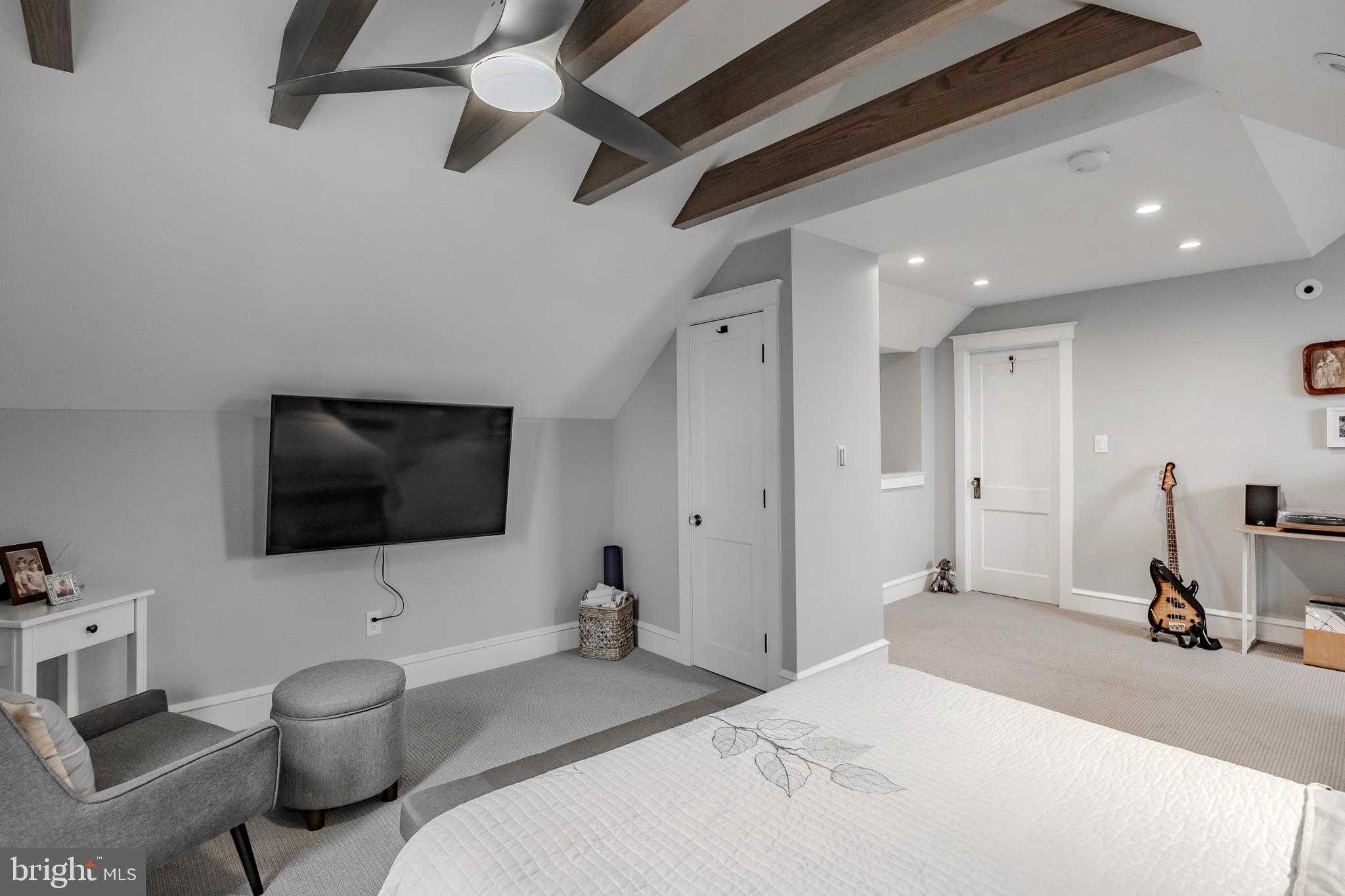 2525 Olcott Ave photo 38