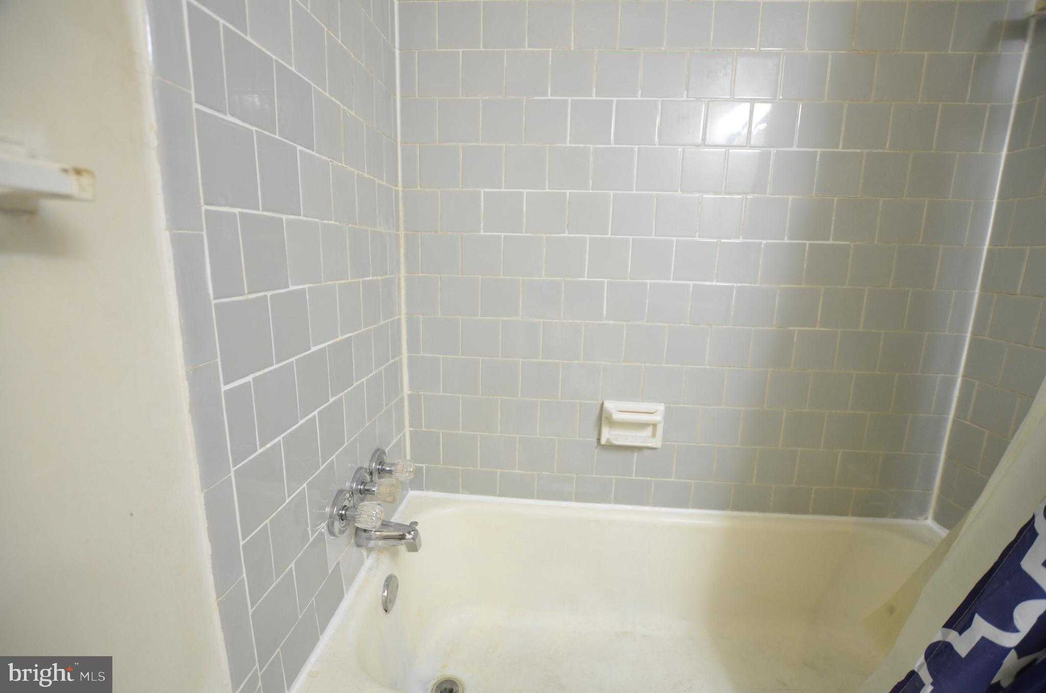 5458 85th Ave Apt 101 photo 13