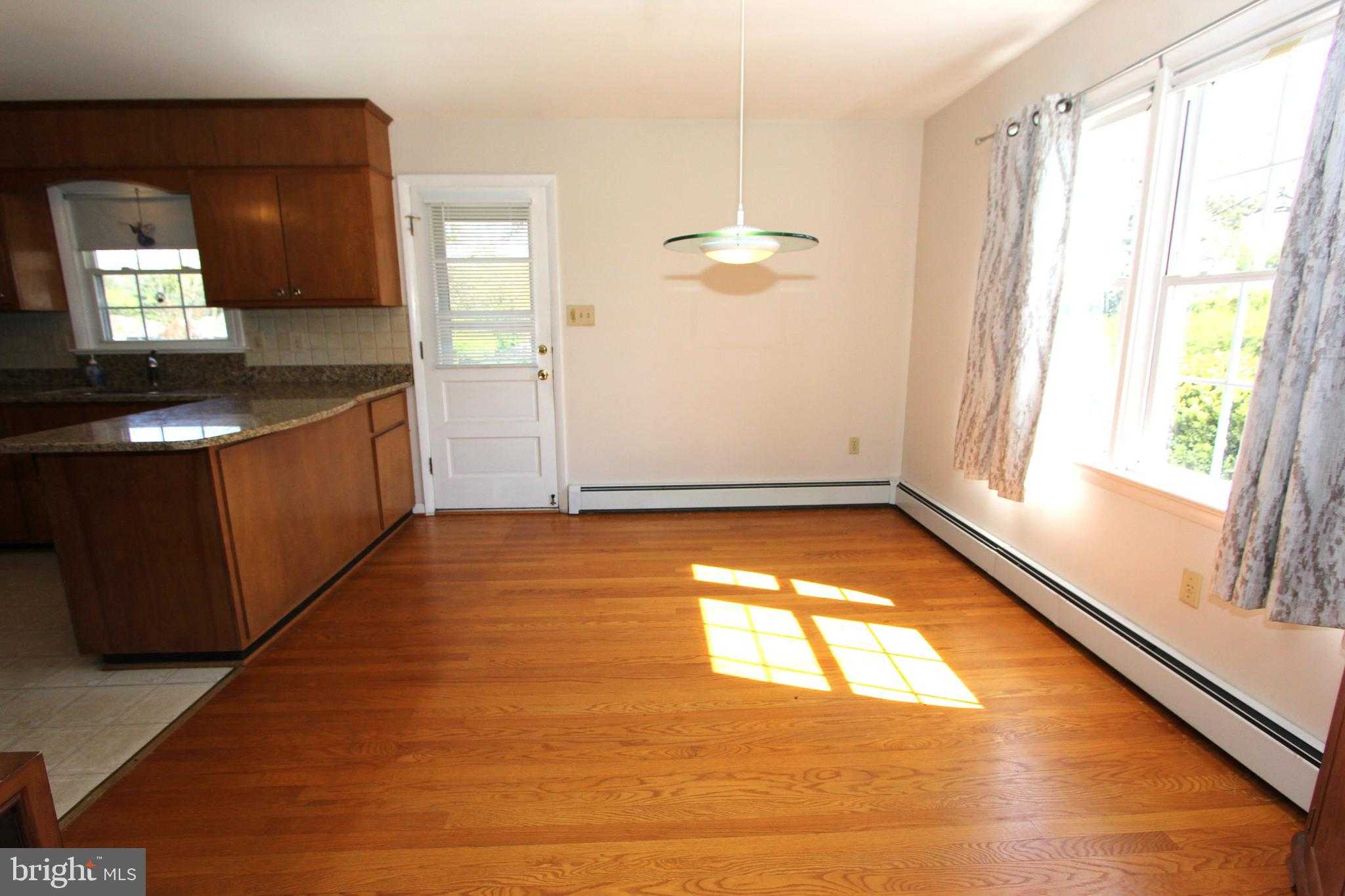 7935 Edgewood Farm Rd photo 11