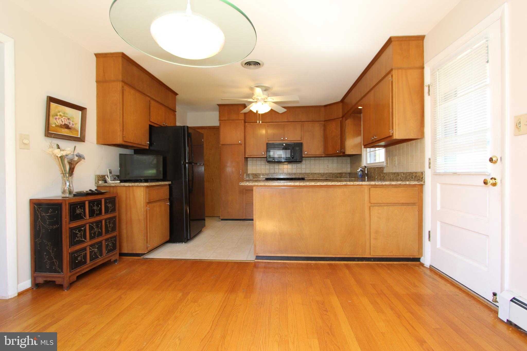 7935 Edgewood Farm Rd photo 13