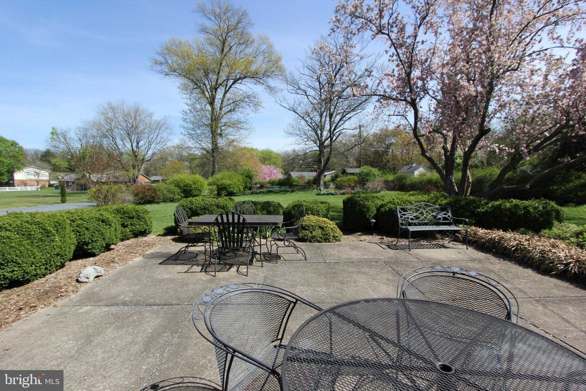 7935 Edgewood Farm Rd photo 31