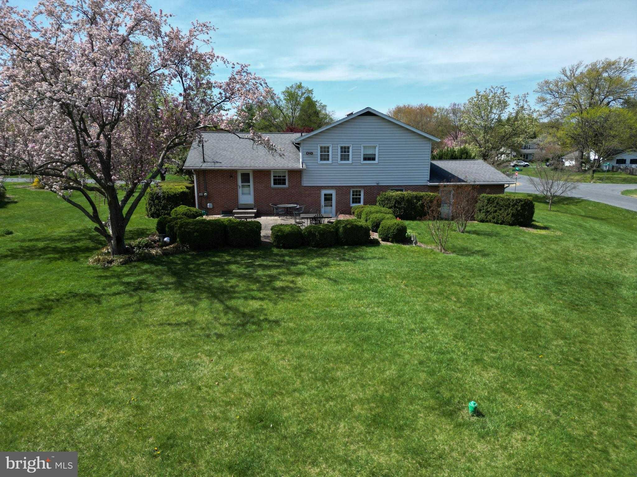 7935 Edgewood Farm Rd photo 39