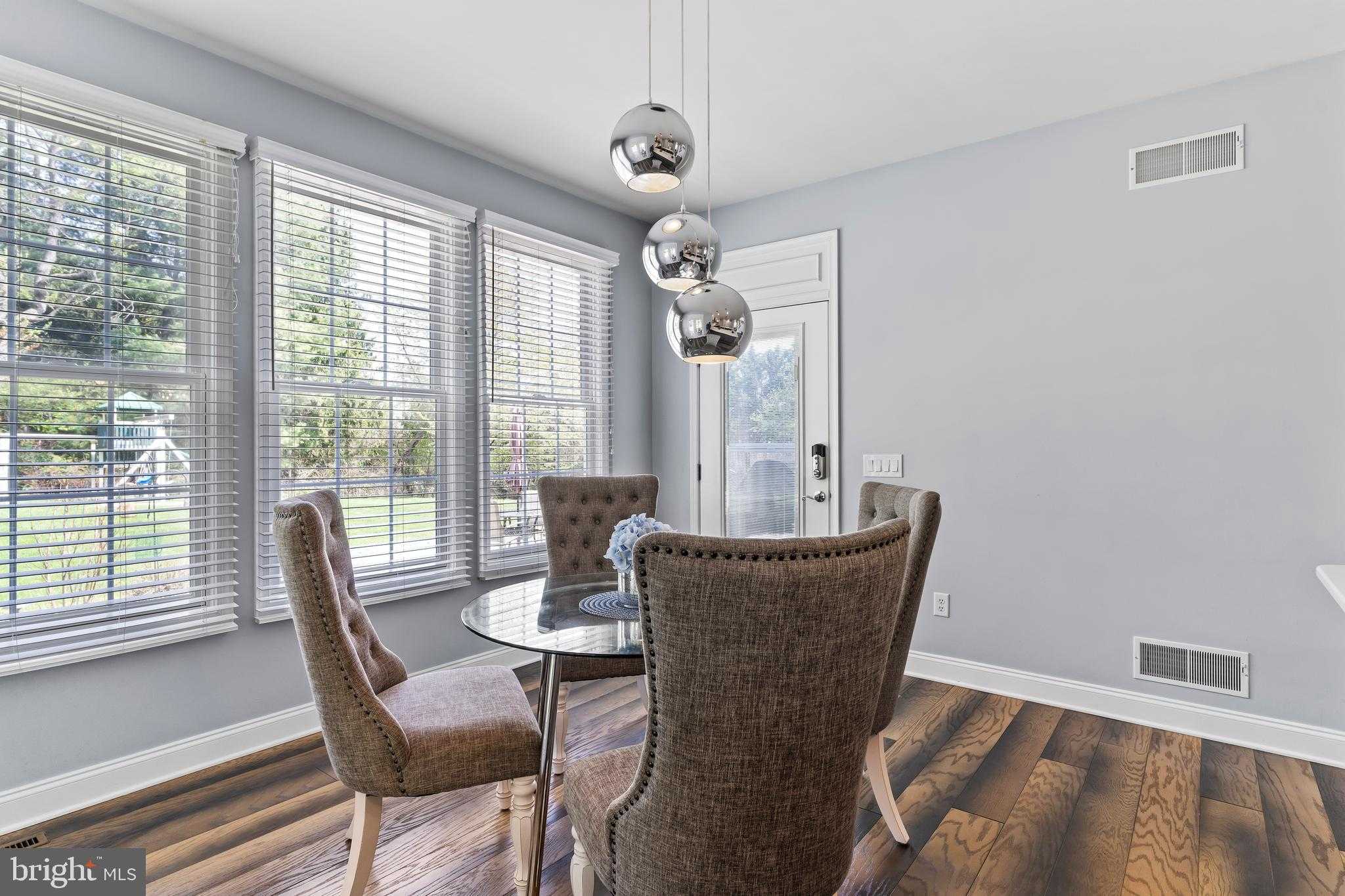 1517 Smokehouse Ln photo 19