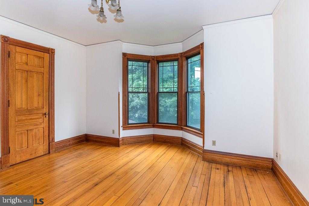 336 S Centre St photo 36