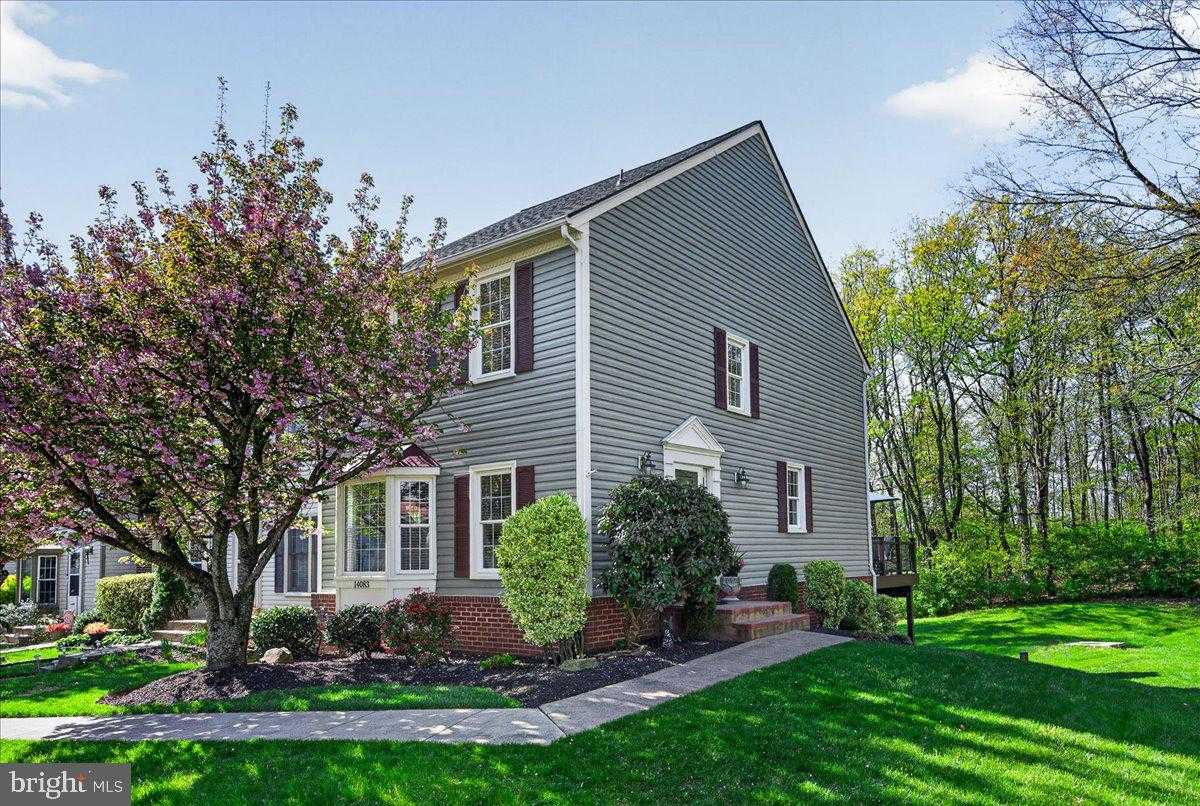 14083 Betsy Ross Ln photo 2