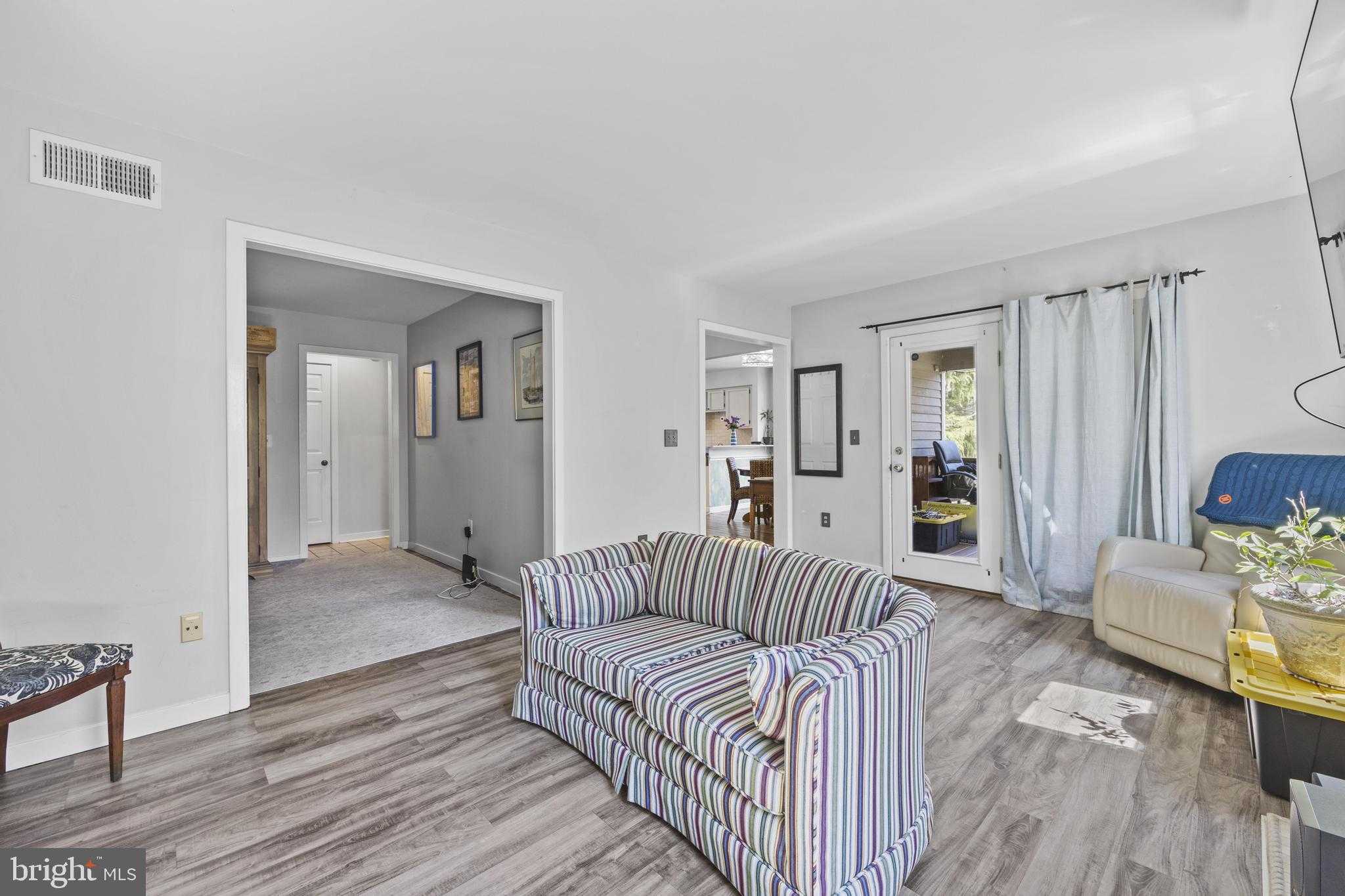 1561 Ritchie Ln photo 21