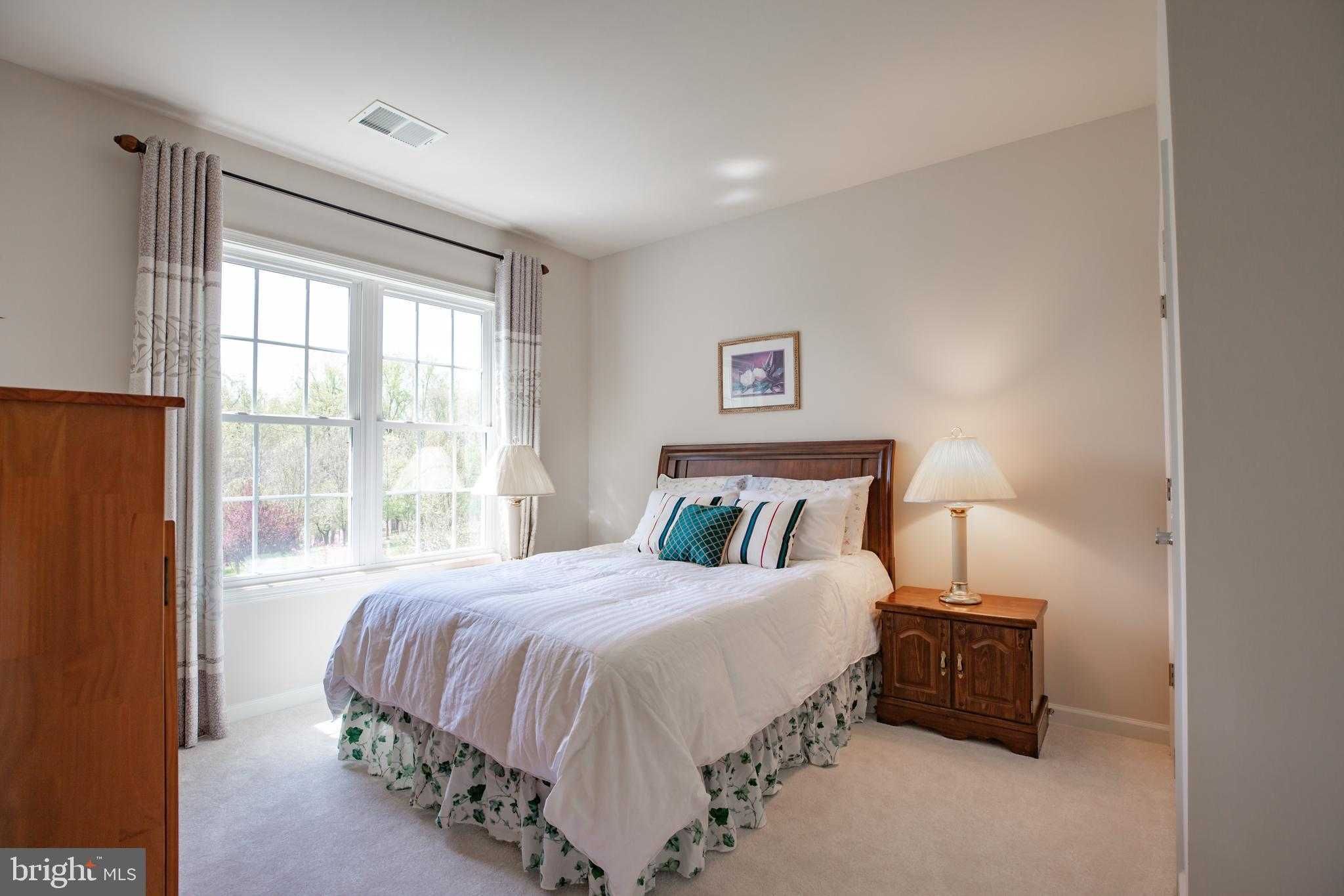 11039 Hunters View Rd photo 33