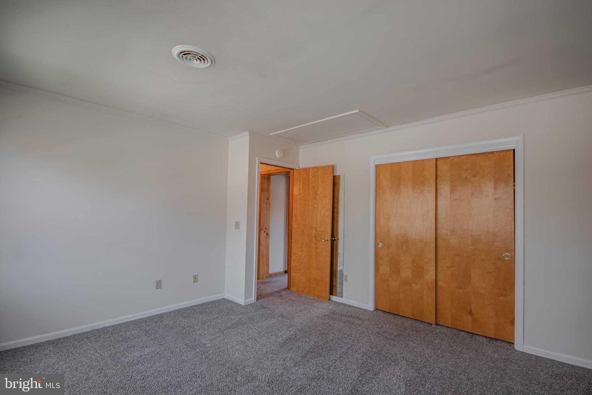 856 Beaglin Park Dr photo 19