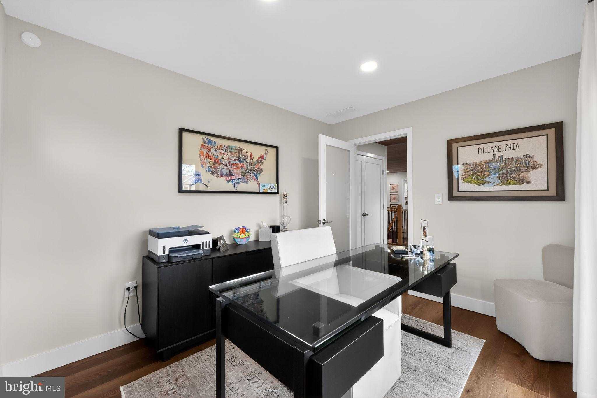 694 Countess Dr photo 22