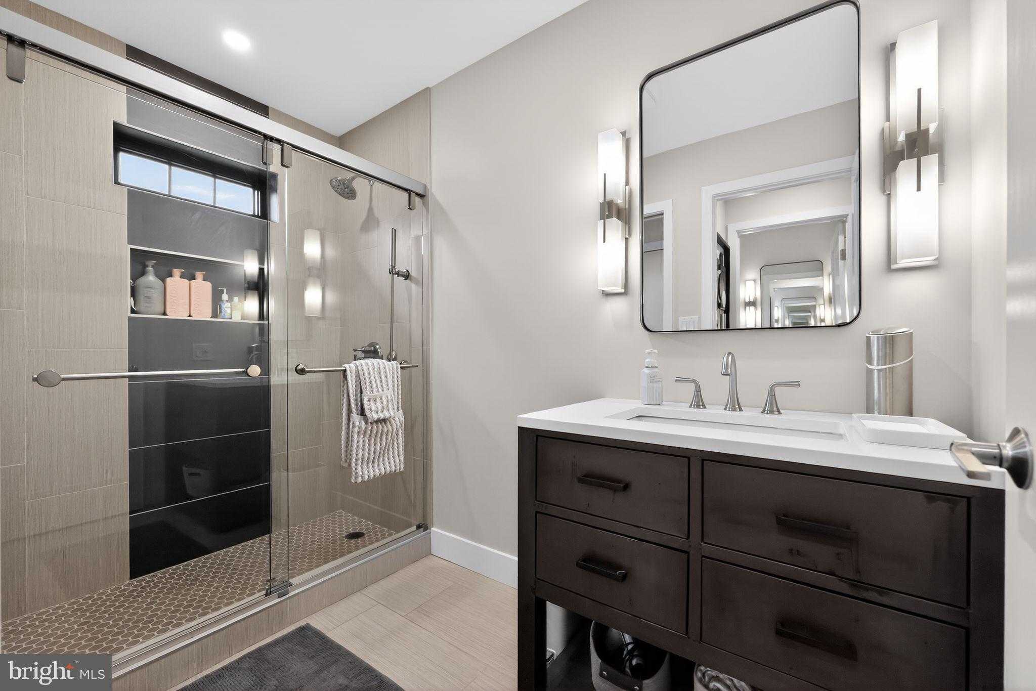 694 Countess Dr photo 46