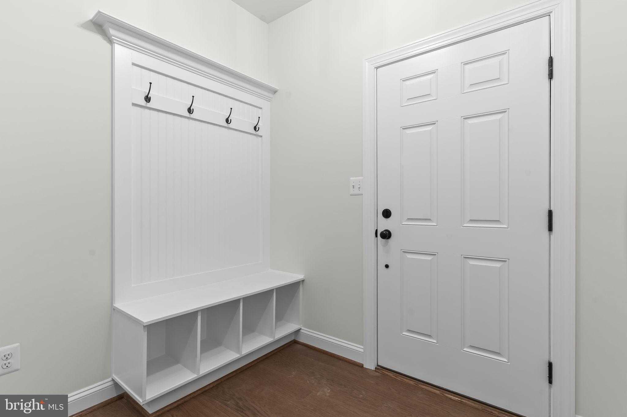 23684 Weeping Willow Way photo 4