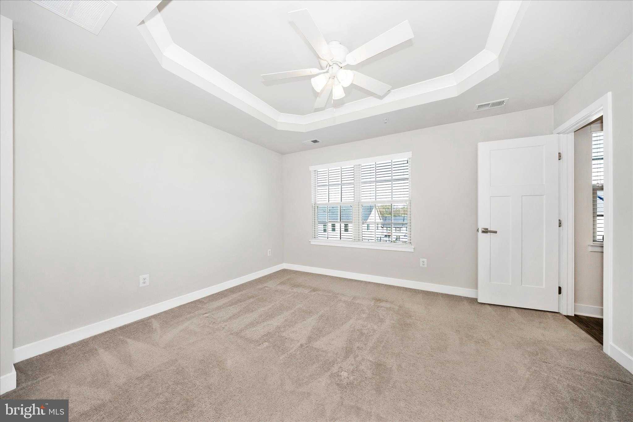 10726 Lamoka Ln photo 14