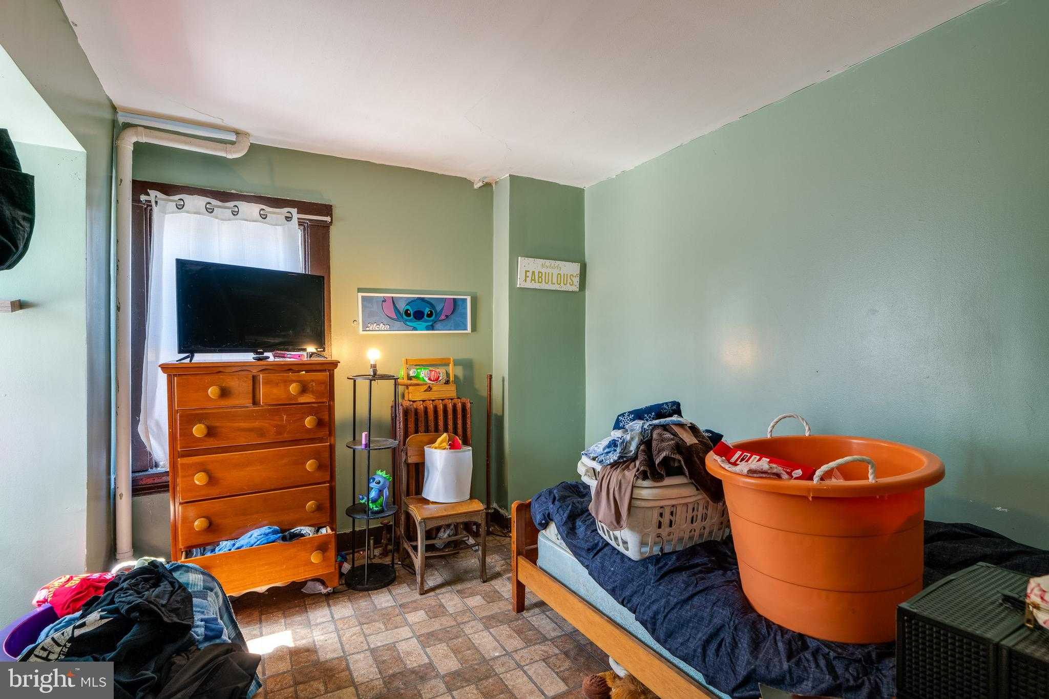 546 Poplar St photo 27