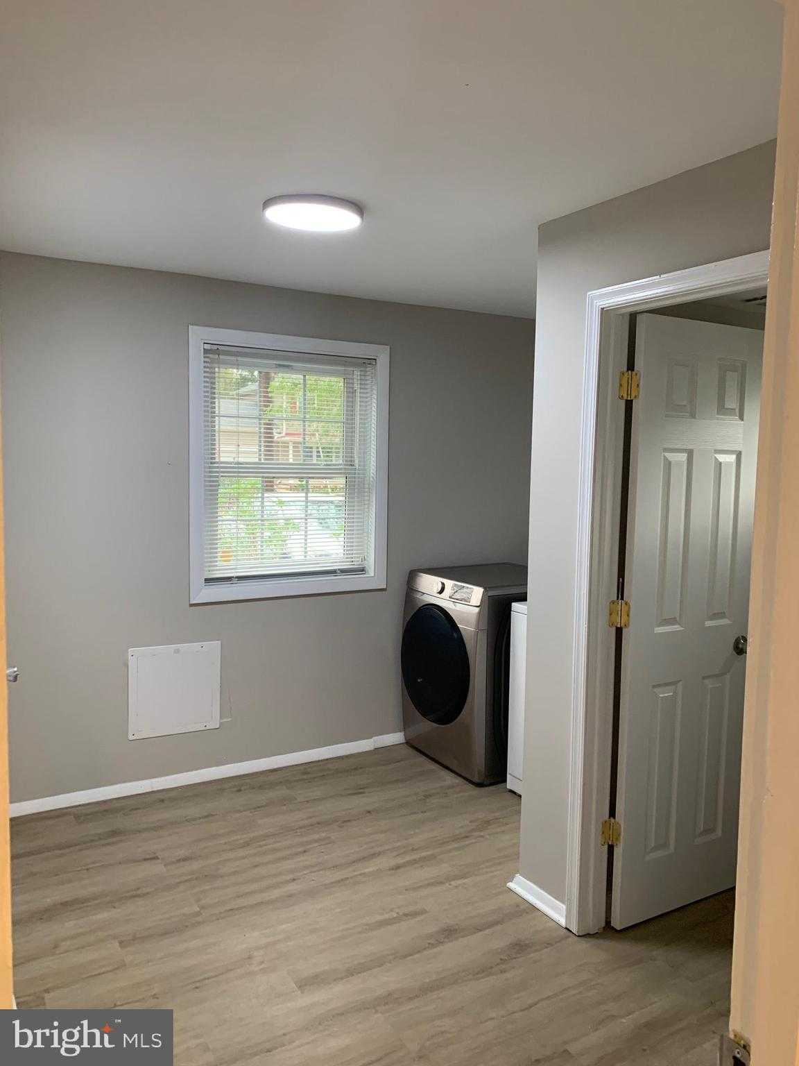 6810 Fern Ln photo 13