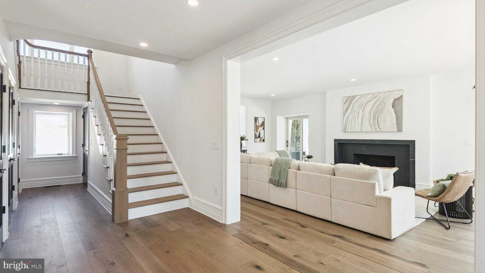 615 E Mount Pleasant Ave photo 26