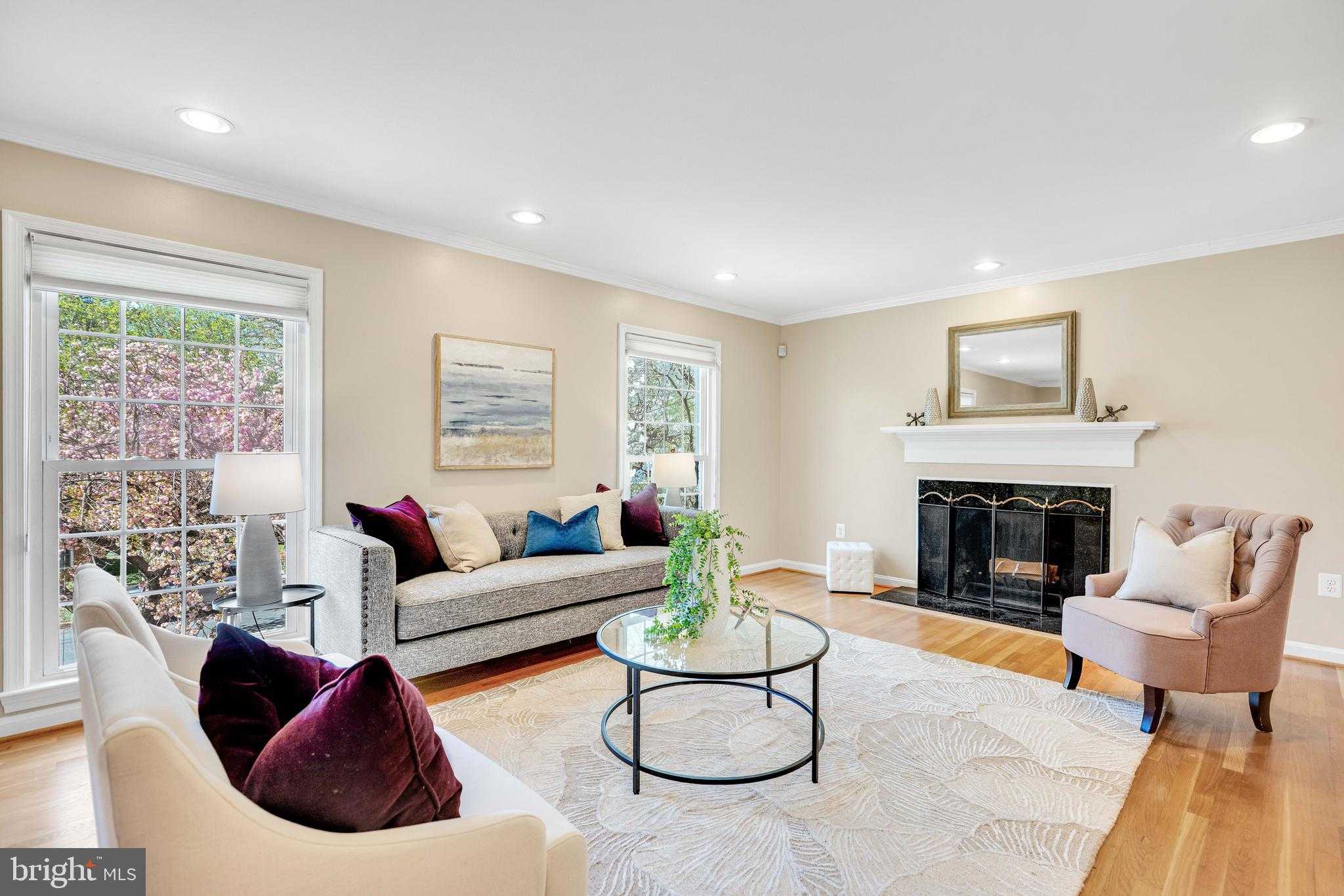 7515 Cayuga Ave photo 7