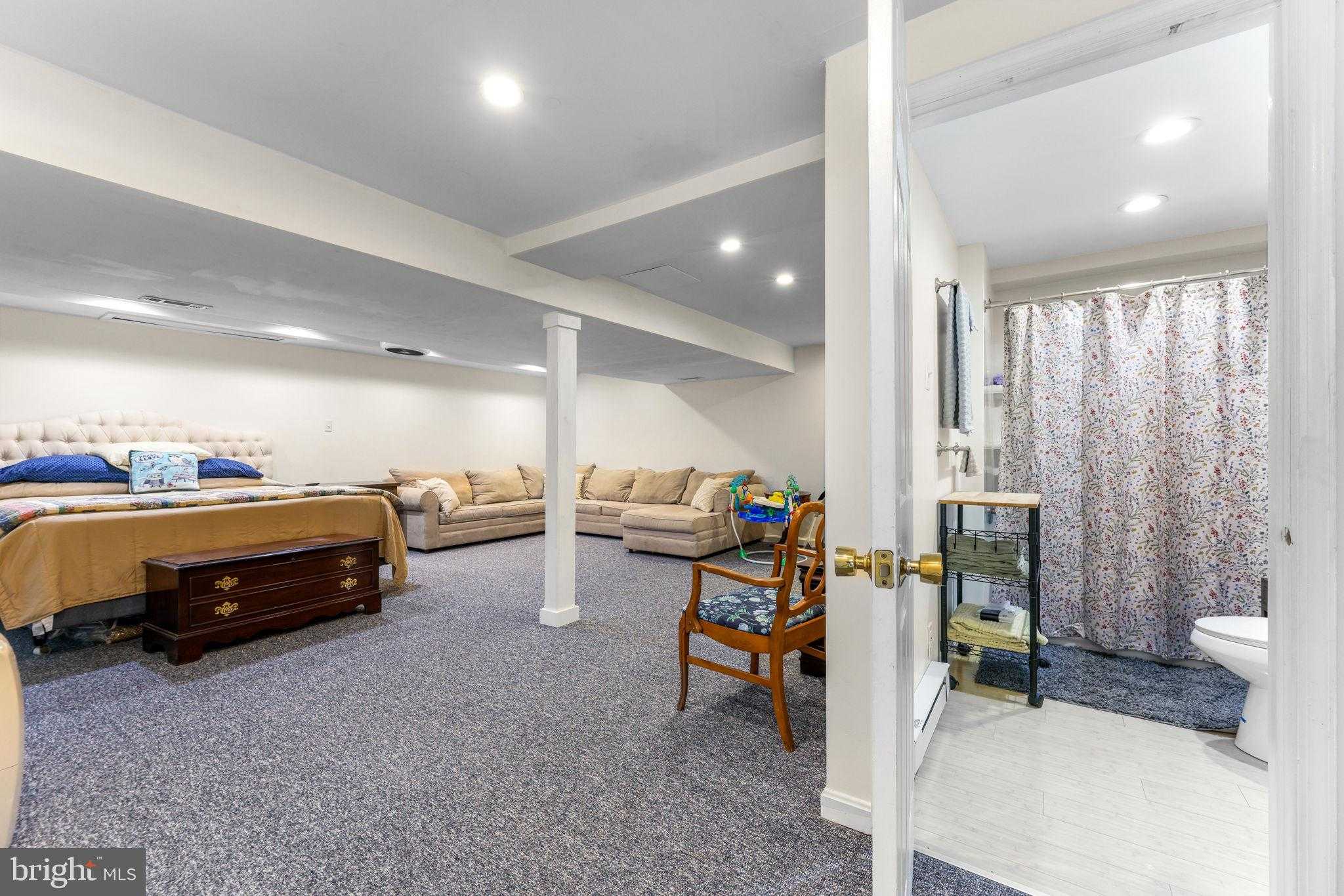 21310 W Liberty Rd photo 74