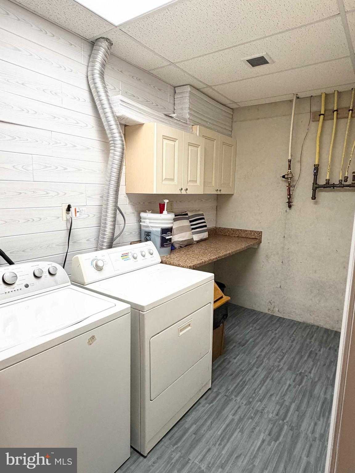 99 Washington St photo 34