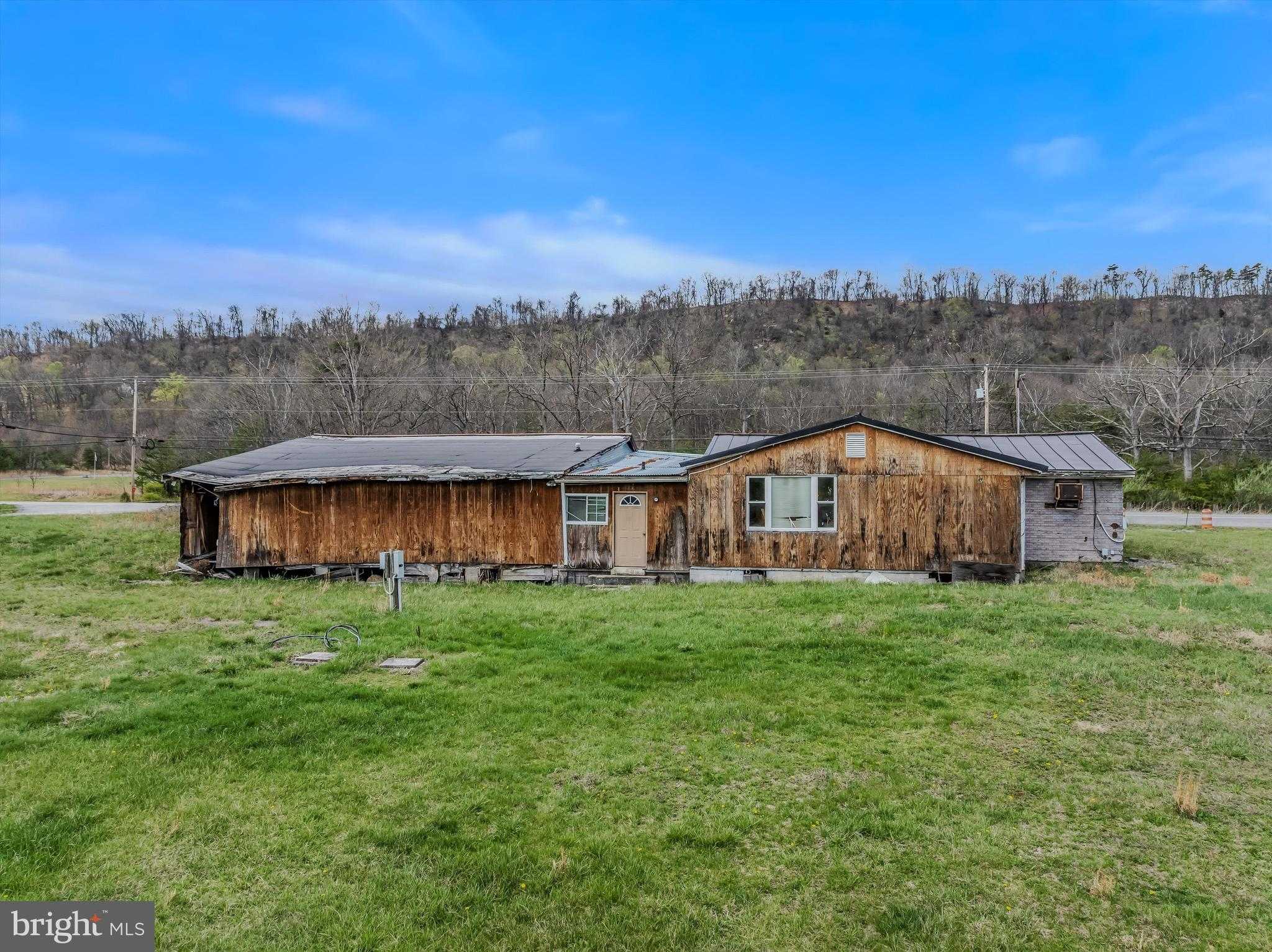 11249 Valley Rd photo 5